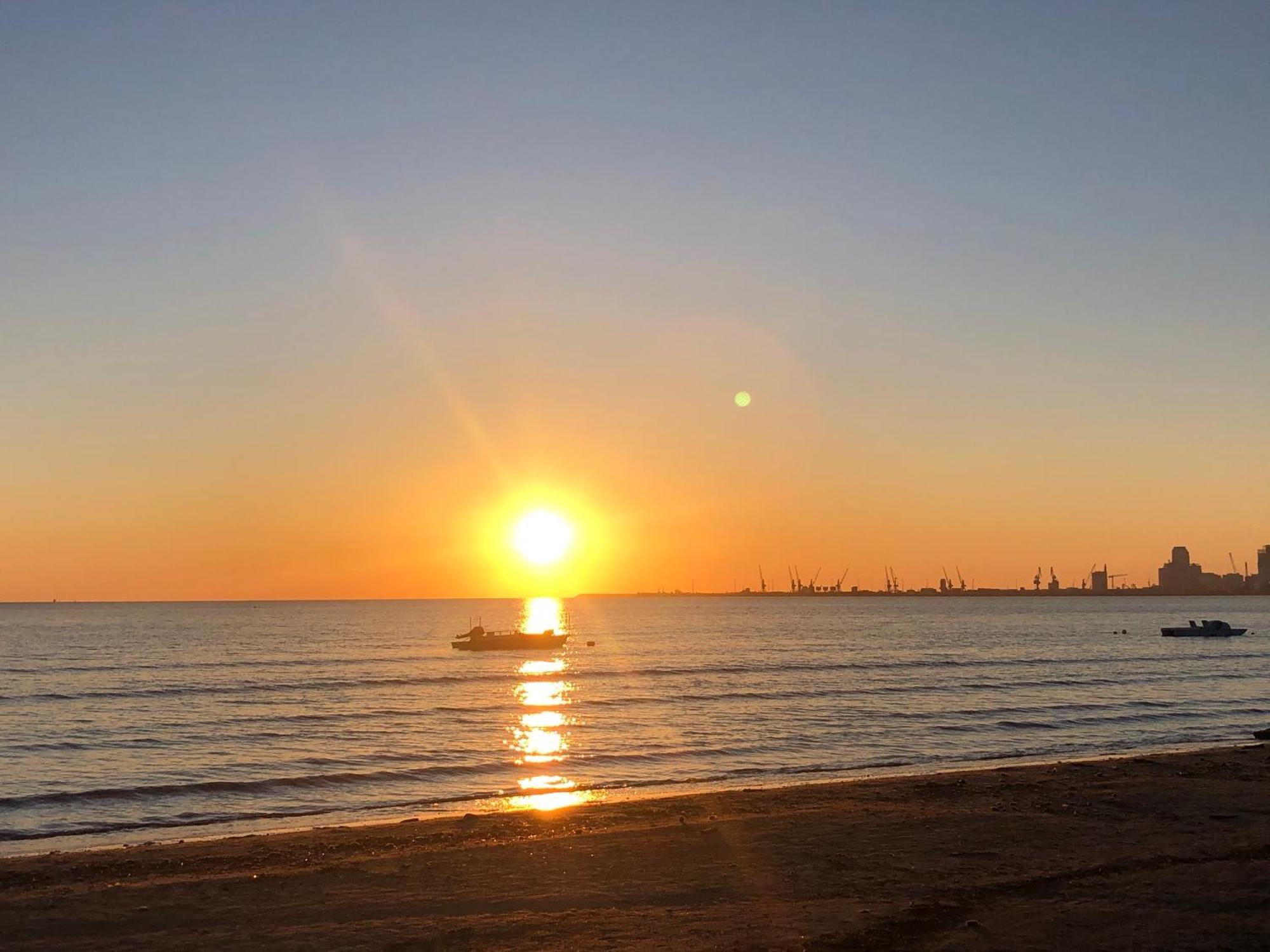 Hotel Sunrise Cameria